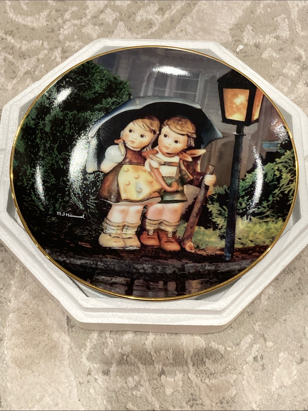 Hummel Plate Stormy Weather with COA 1992